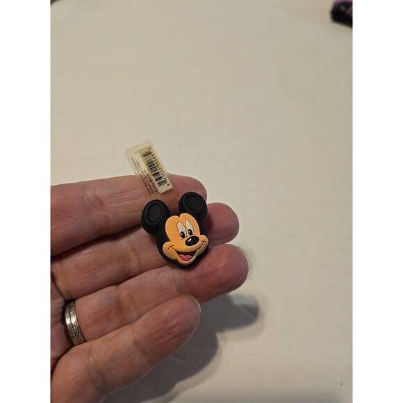 Mickey Mouse Jibbitz for Crocs NWT Smiling Mickey - Picture 4 of 4